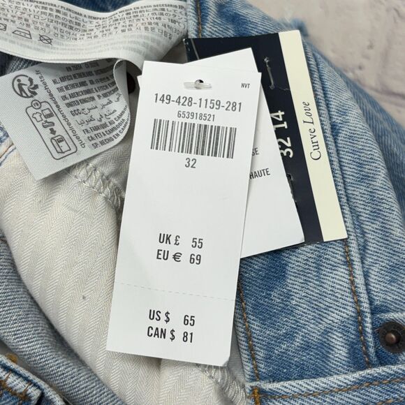 NWT Abercrombie & Fitch Women High Rise Mom Jean Shorts Size 32/14 Denim C056 10 - Picture 12 of 16